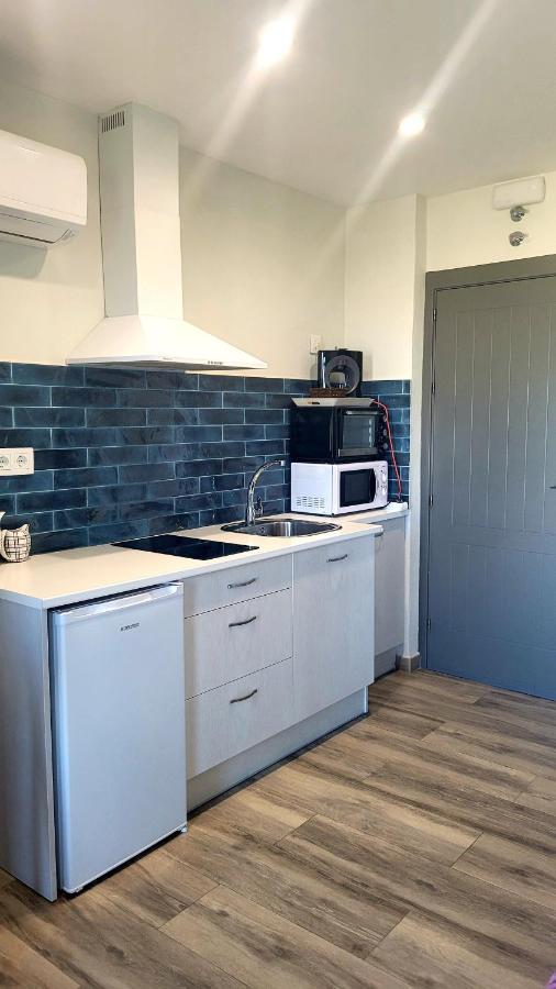 Casas del Cerro Casas Rurales Maribel - Complejo Moradas Del Cerro 1 - Suites Con Jacuzzi En Alcala Del Jucar מראה חיצוני תמונה